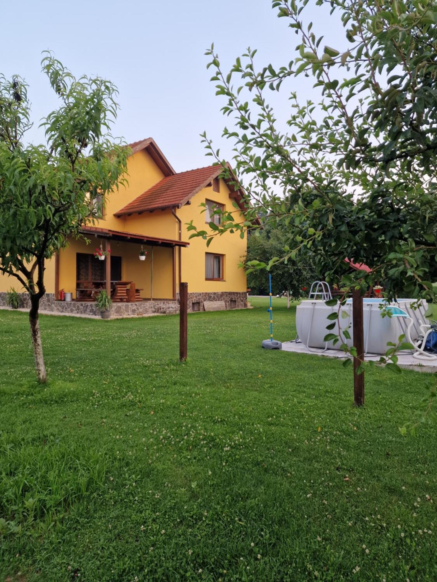 Casa Maya Săsciori Extérieur photo